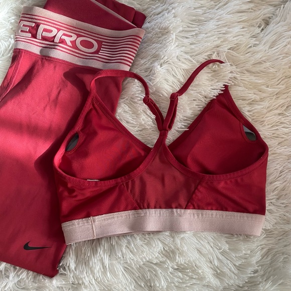 matching nike set - Picture 3 of 7